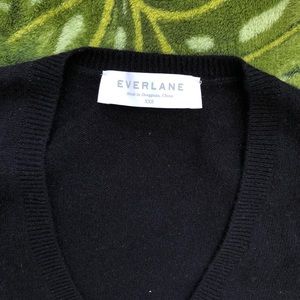 Everlane Cashmere V Neck NWOT